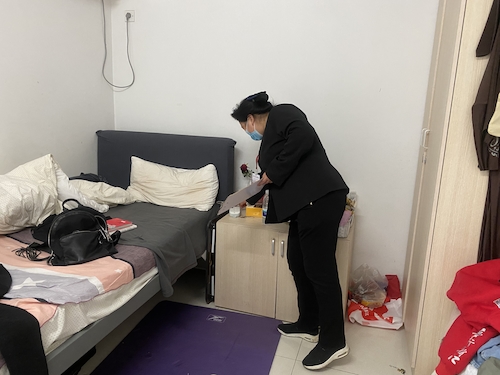 4.13综合服务中心对留学生宿舍开展安全专项检查 4.13综合服务中心对留学生宿舍开展安全专项检查