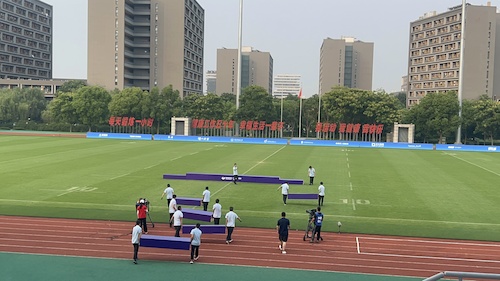 布置颁奖台