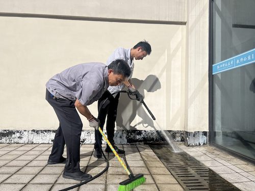 冲洗地沟 冲洗地沟