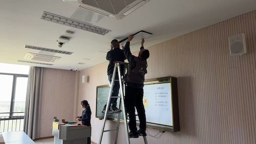 改装更换平板灯1 改装更换平板灯1