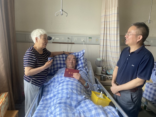 朱连声 朱连声