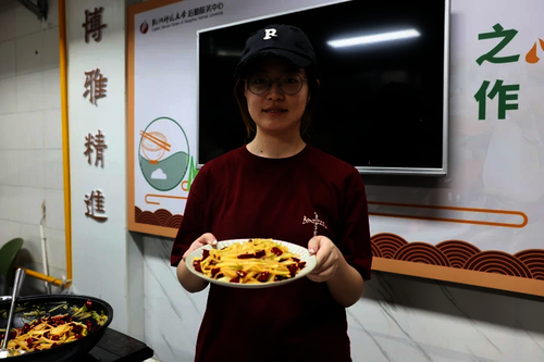 2e013729810e404f935eaf75e031281d