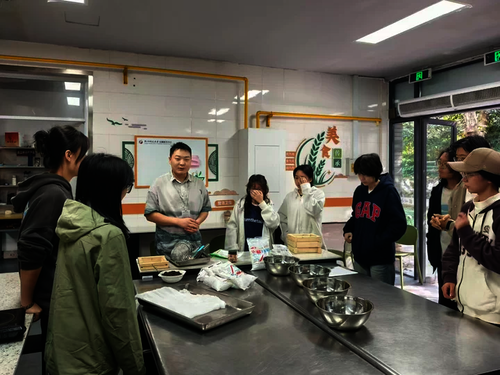 c8f286b56c3c487fb11150a31ed4ca03