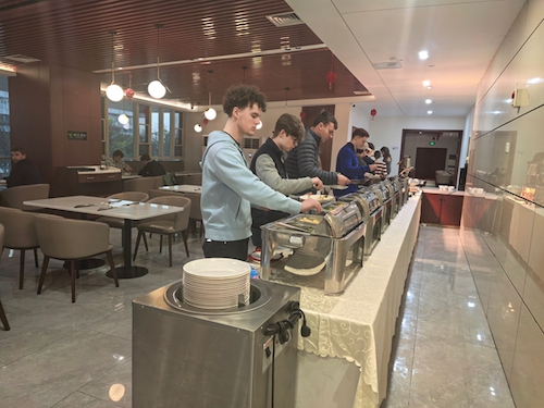 20260327比利时师生来访团接待 (2)_副本