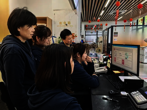 bb424befbcfe4e71b17330f8fcf25933